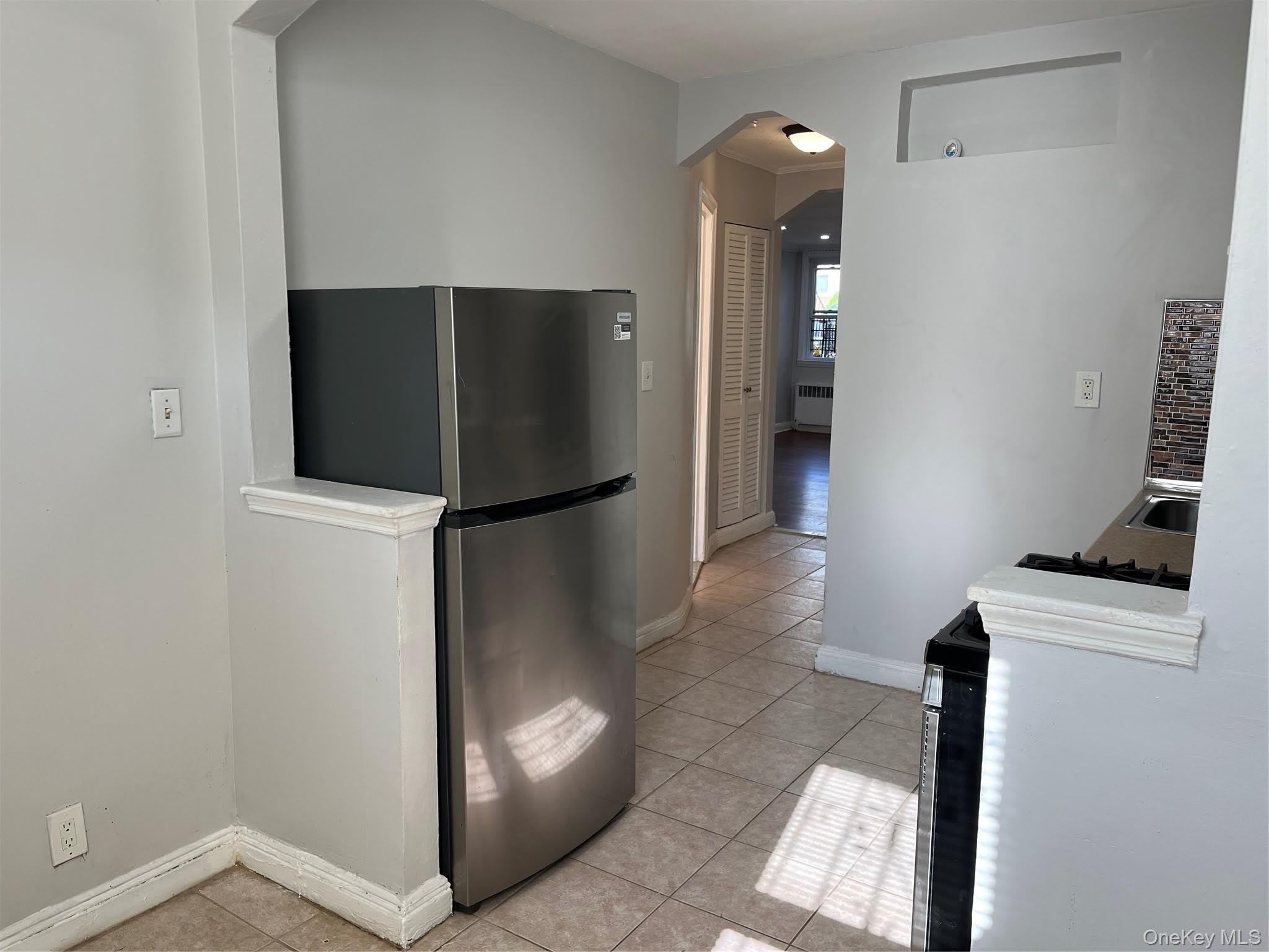 1650 E 48th Street – photo 4