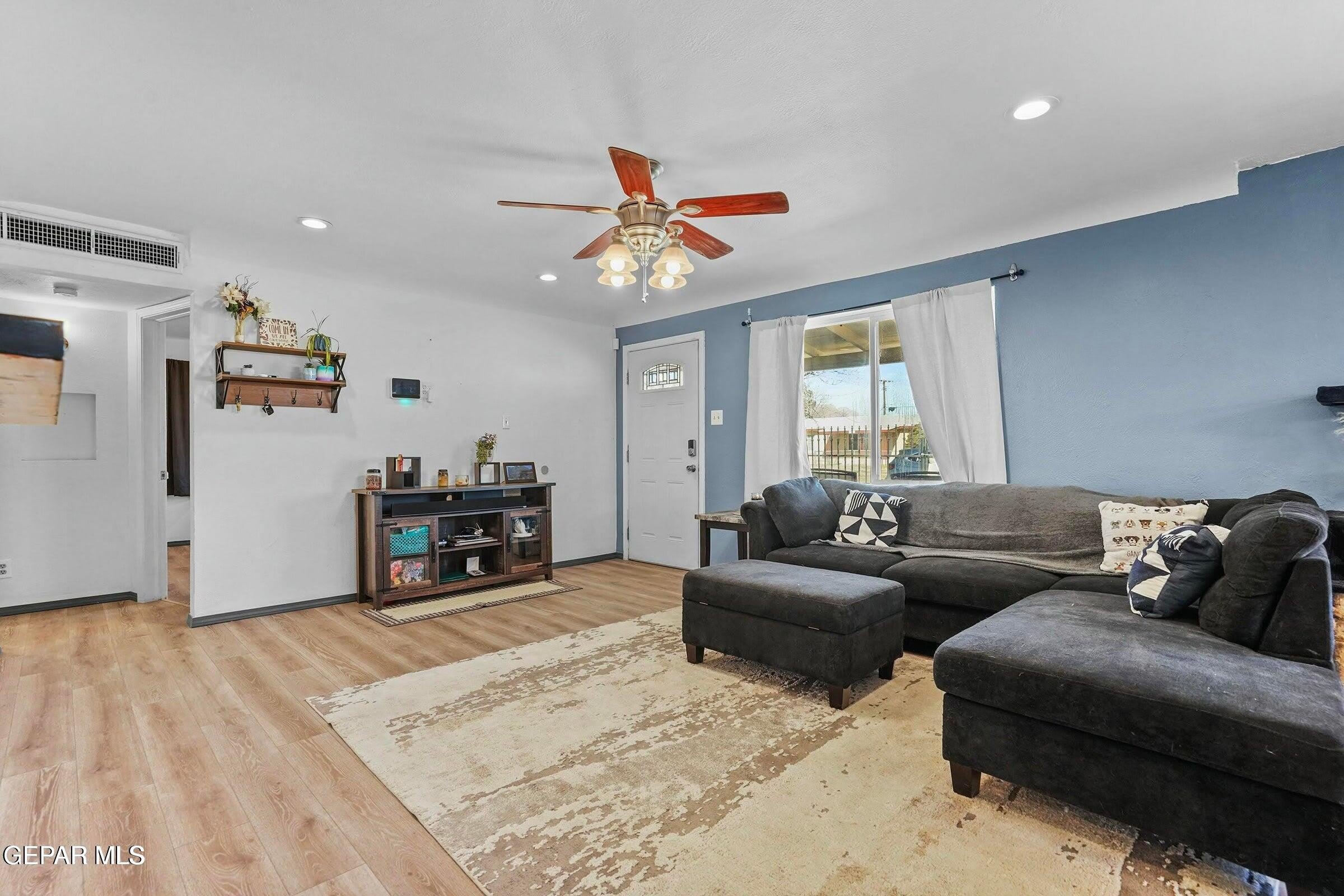 4728 SIERRA MADRE Drive – photo 5