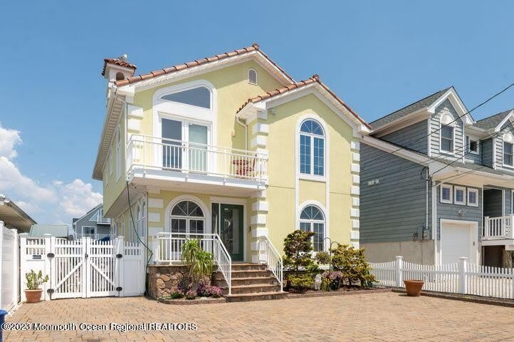 446 Eisenhower Avenue – photo 2