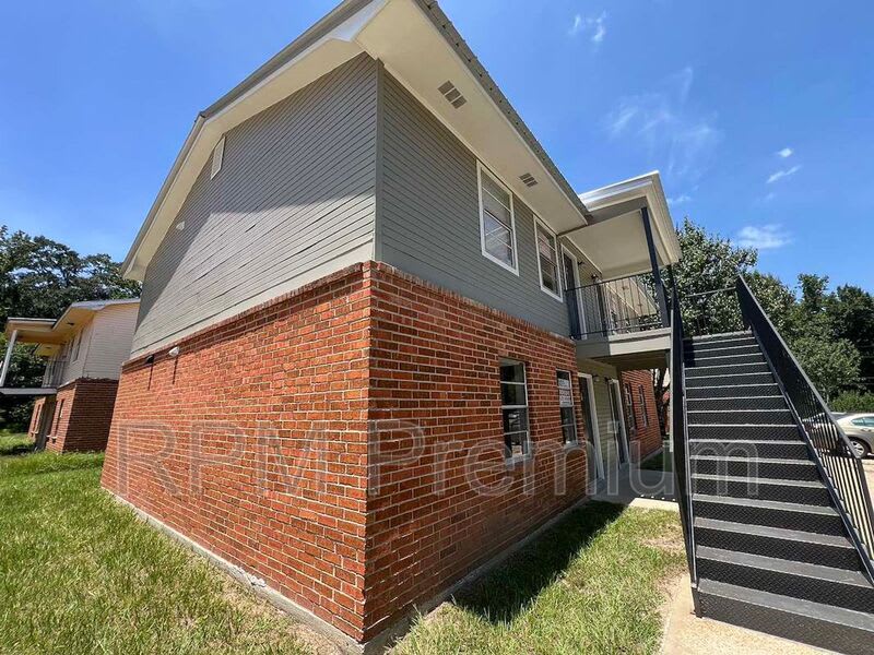 5057 Baker Blvd. – photo 1