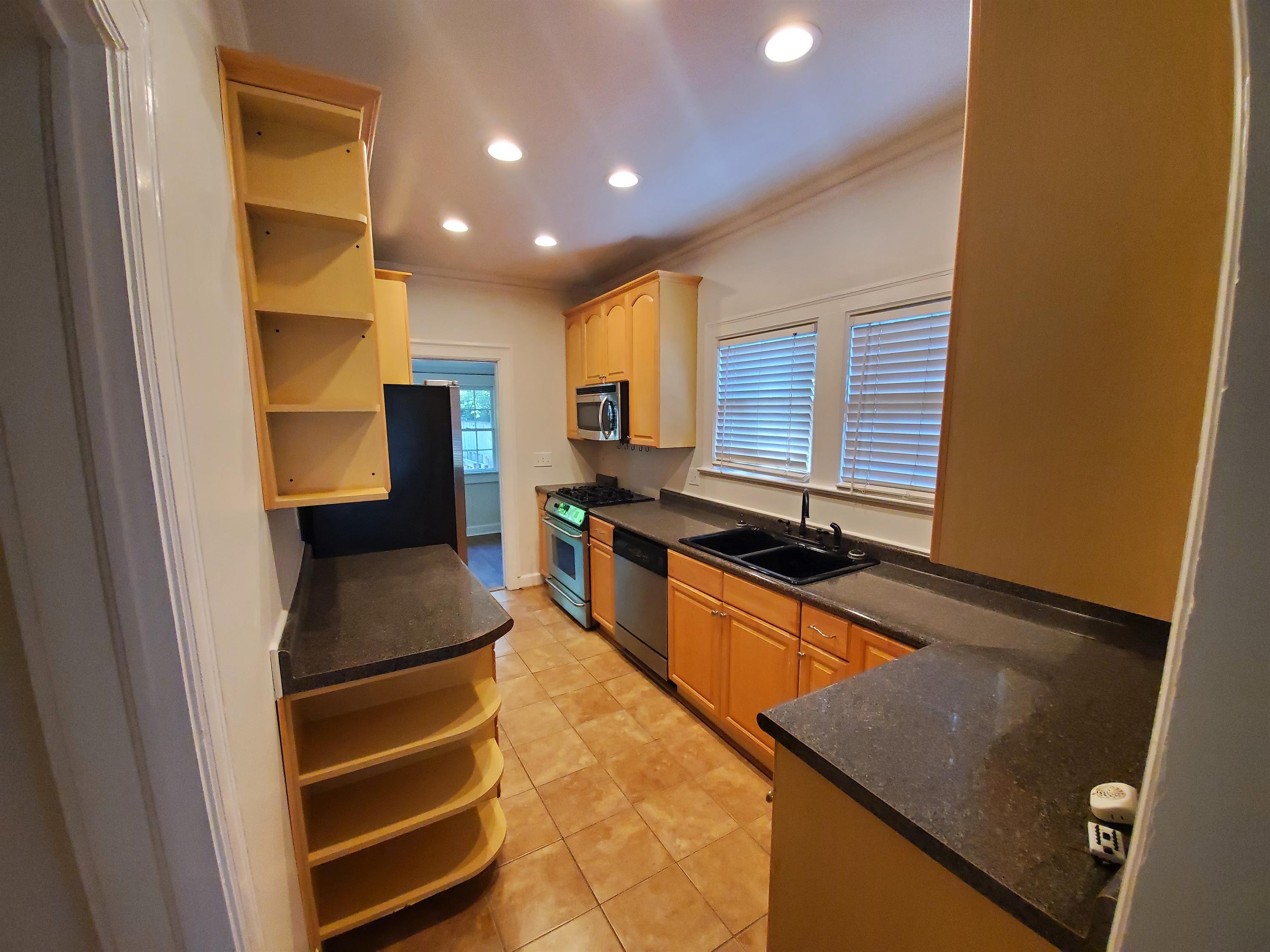 2747 Arbor Ave. SE – photo 4