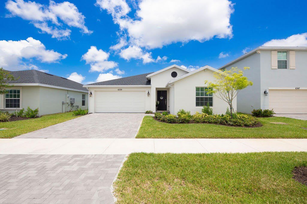 6339 Nw Windwood Way – photo 1