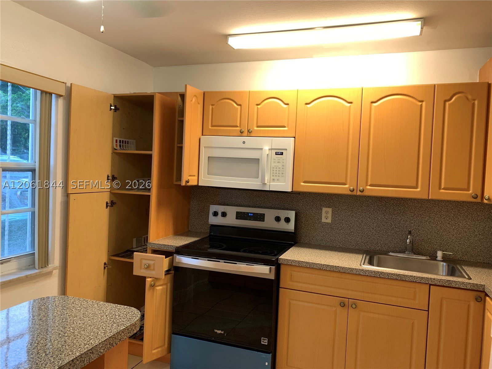 5453 NW 169th Ter – photo 3