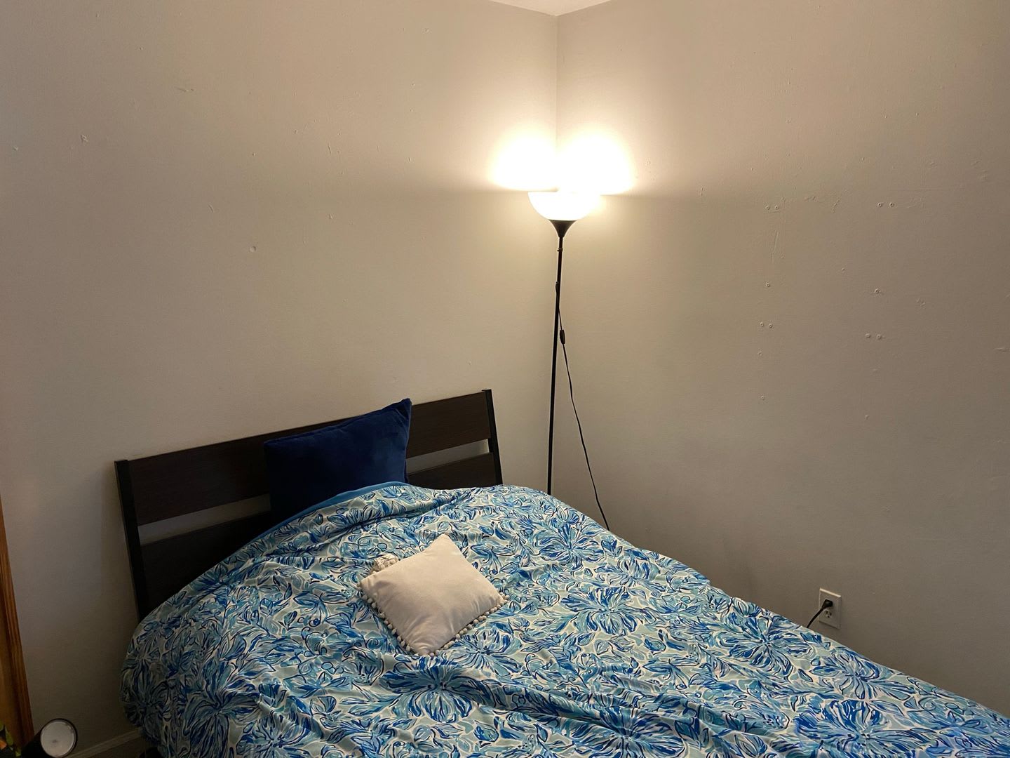 Beautiful 2 bed unit located next to Northeastern. – photo 3
