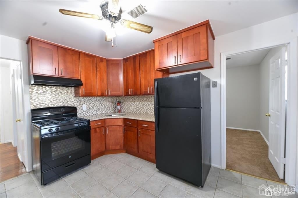 204 College Drive – photo 2