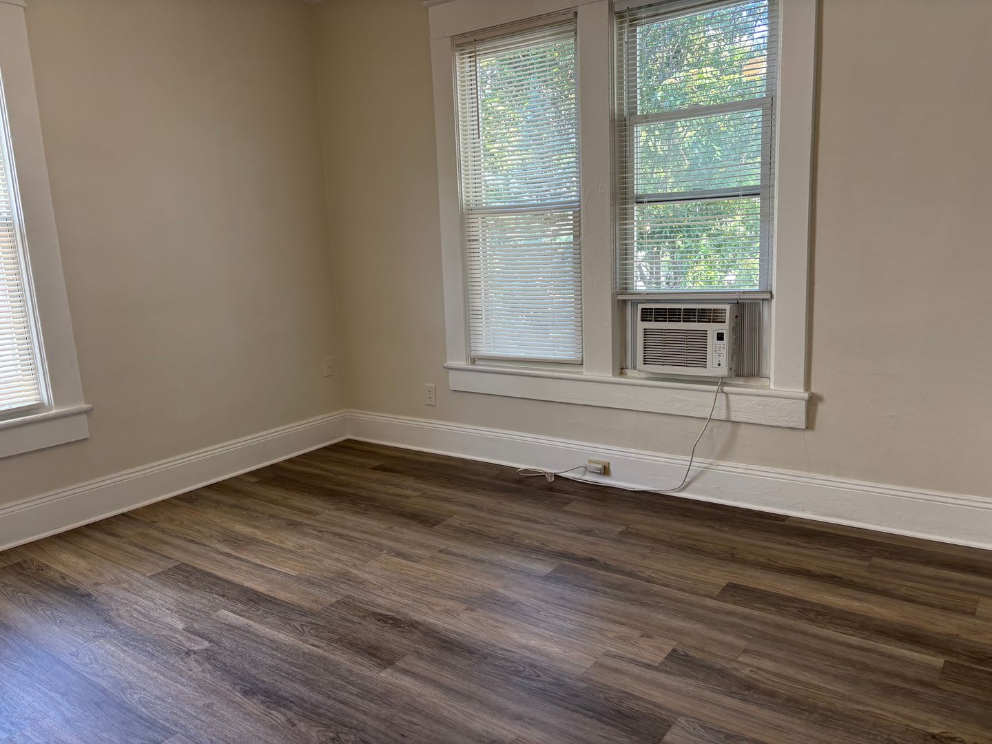 1 BR Apartment Convenient to Downtown Greensboro, near Fisher Park – photo 4