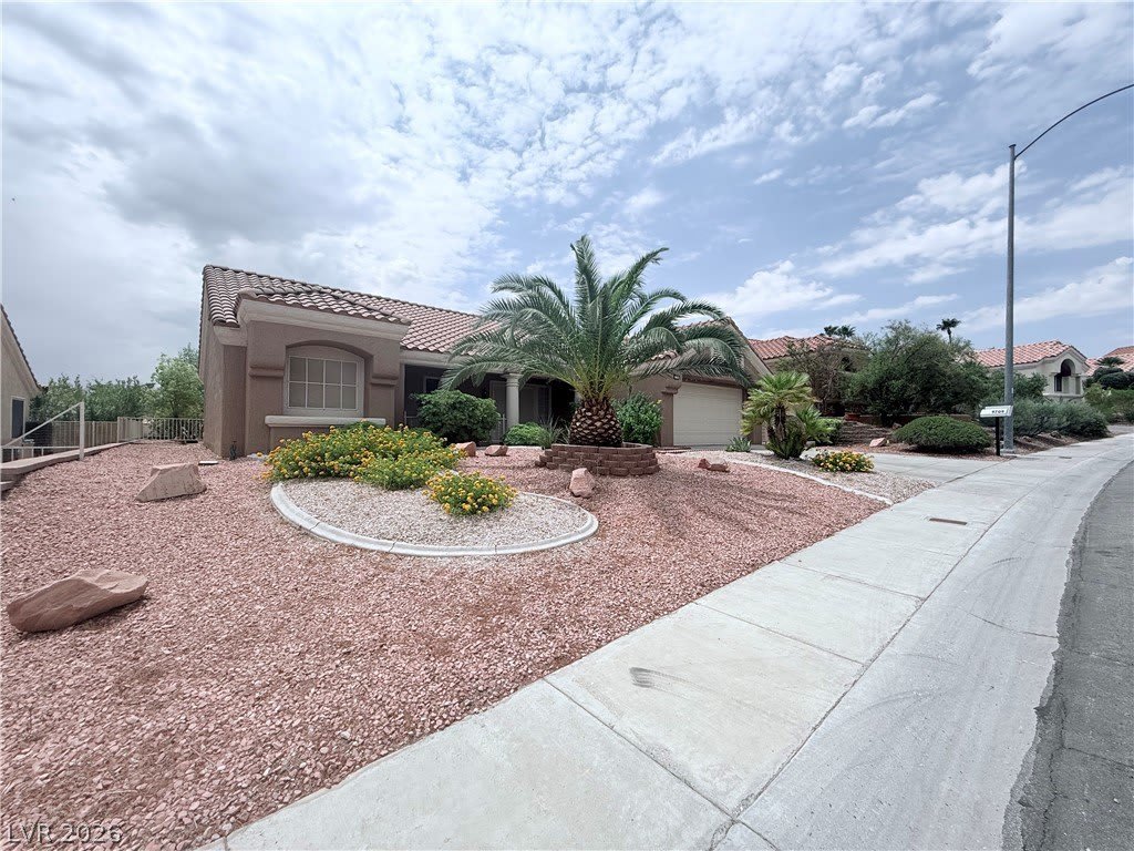9709 Blue Bell Drive – photo 2