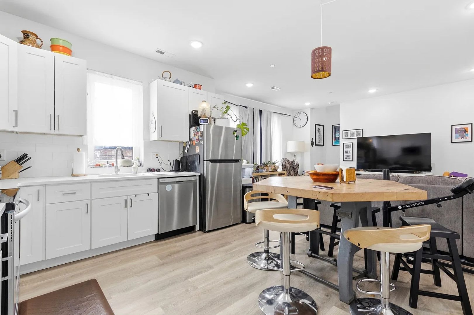 2400 Germantown Ave – photo 5
