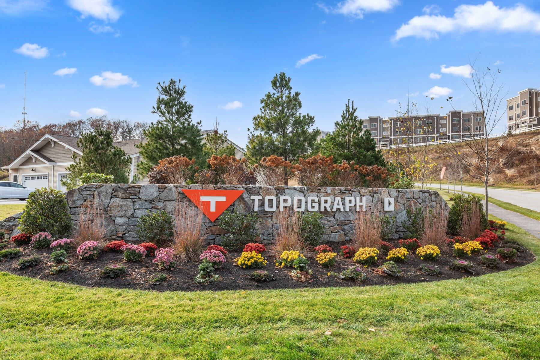 Topograph Apartments – photo 1