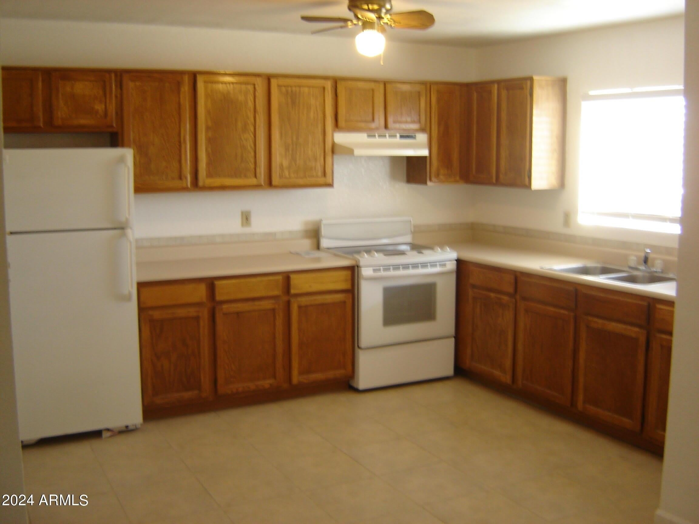 450 PALM Drive – photo 2