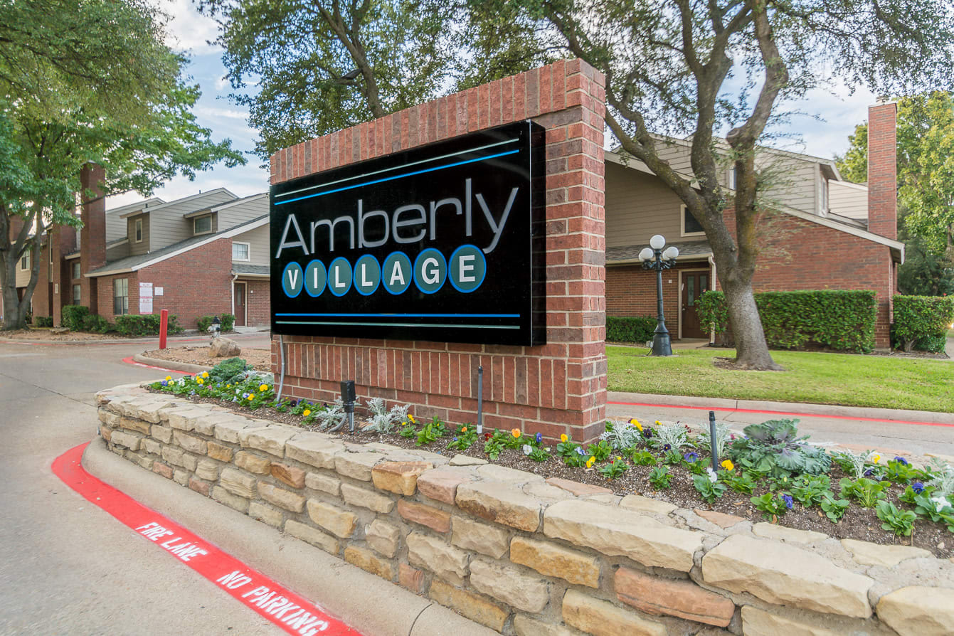 Amberly Village – photo 1