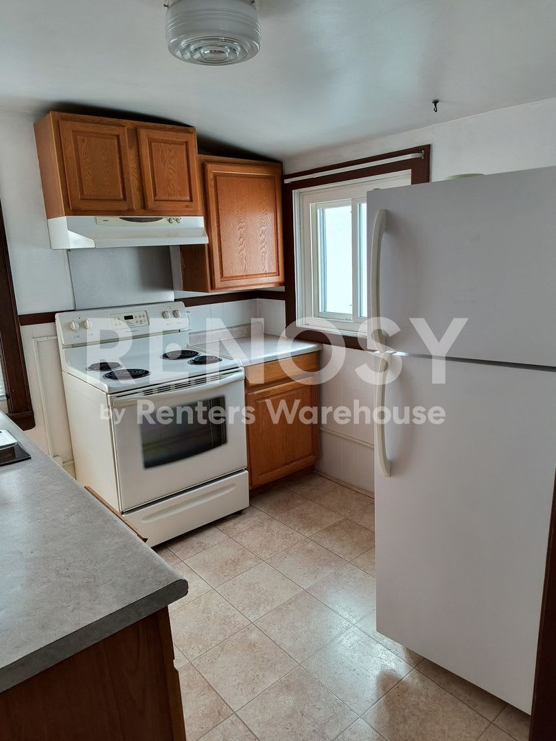 1BD/1BA Duplex in Saint Paul Available Now Utilities Included with Rent!! – photo 5