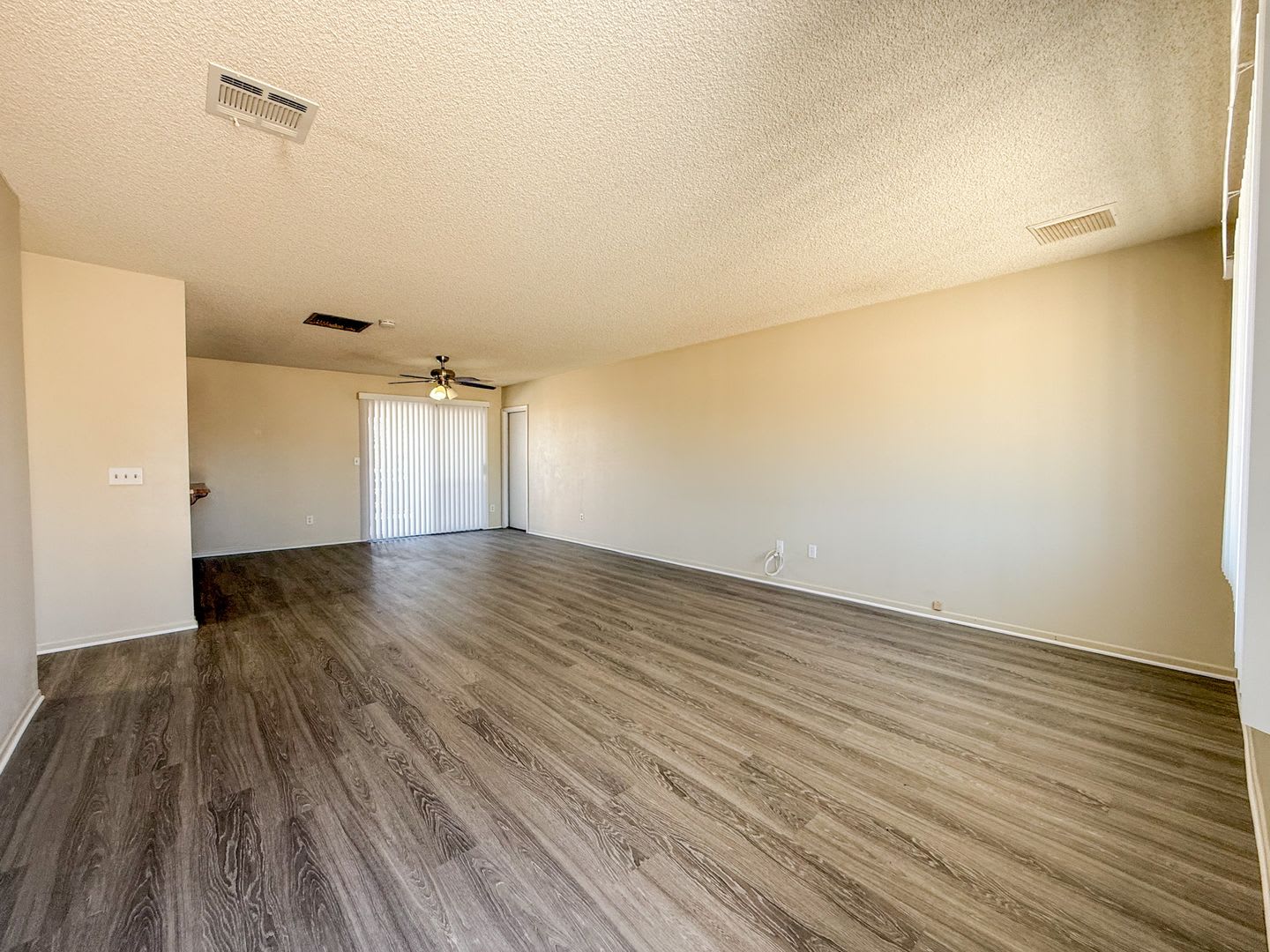 3 bedroom Home on 2 Acres – photo 3