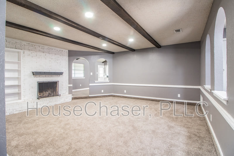 5515 1st Street – photo 3