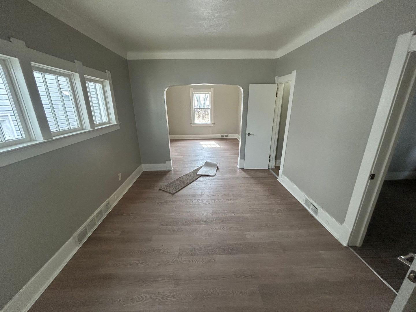 Charming 2-Bedroom Home Near Five Points – photo 2