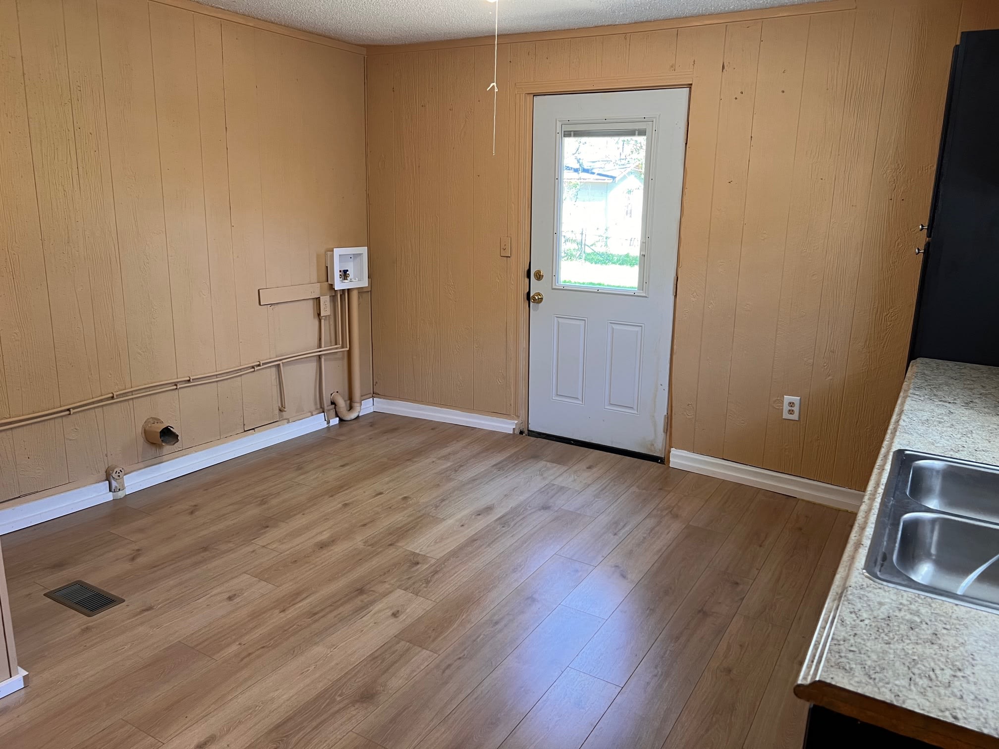 711 36th Avenue – photo 3
