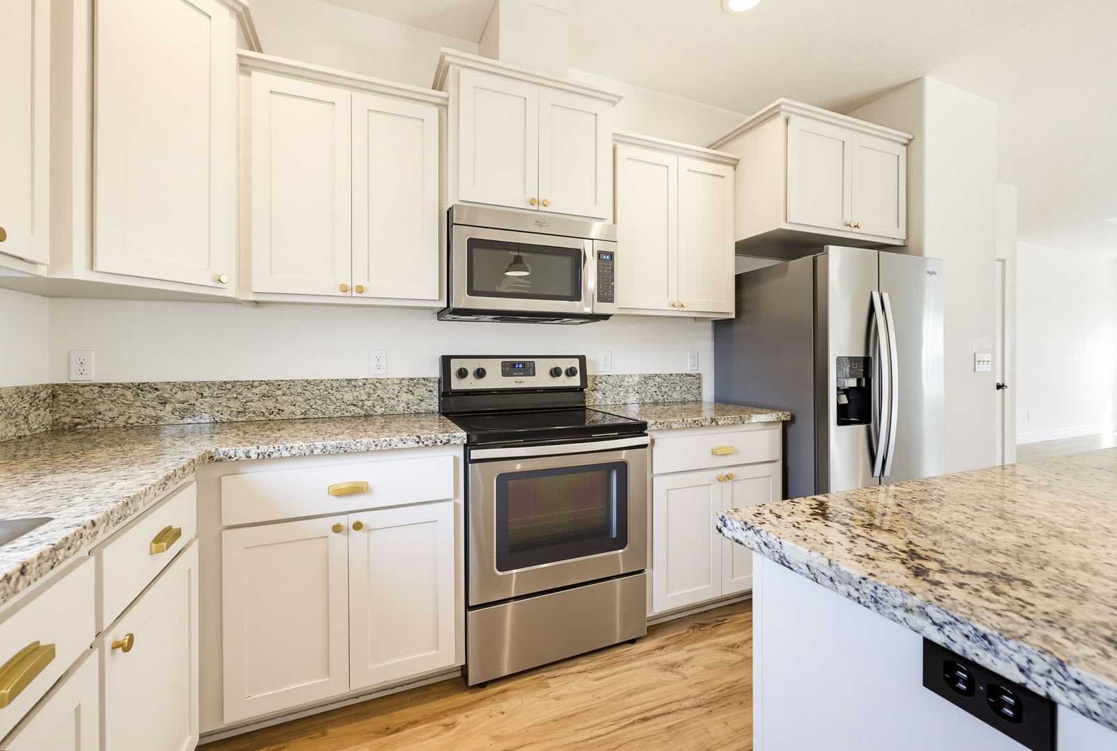 Newer 3 Bedroom 2 Bathroom Home in a Nice Neighborhood – photo 4