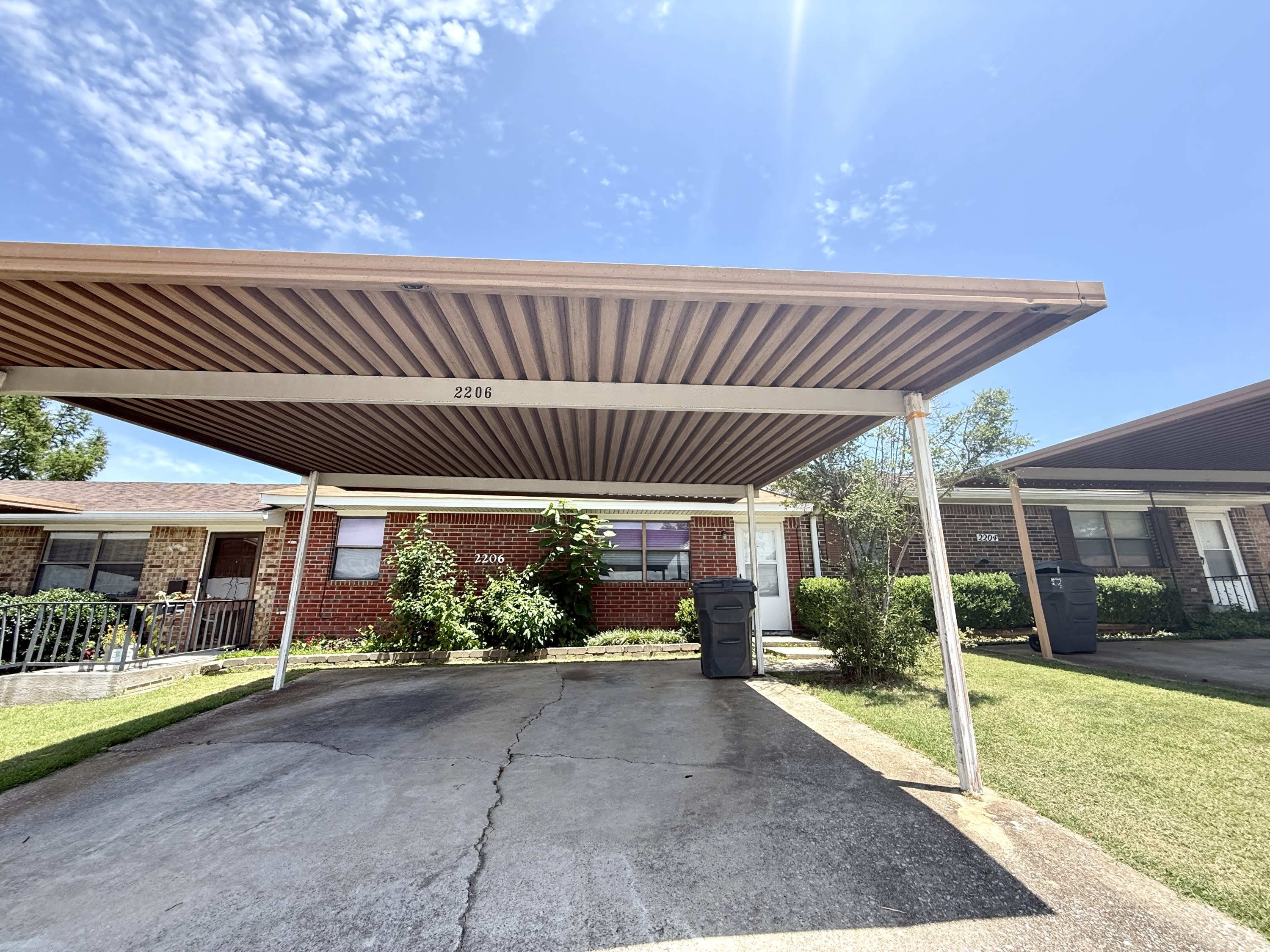 2206 Shenandoah Drive – photo 1