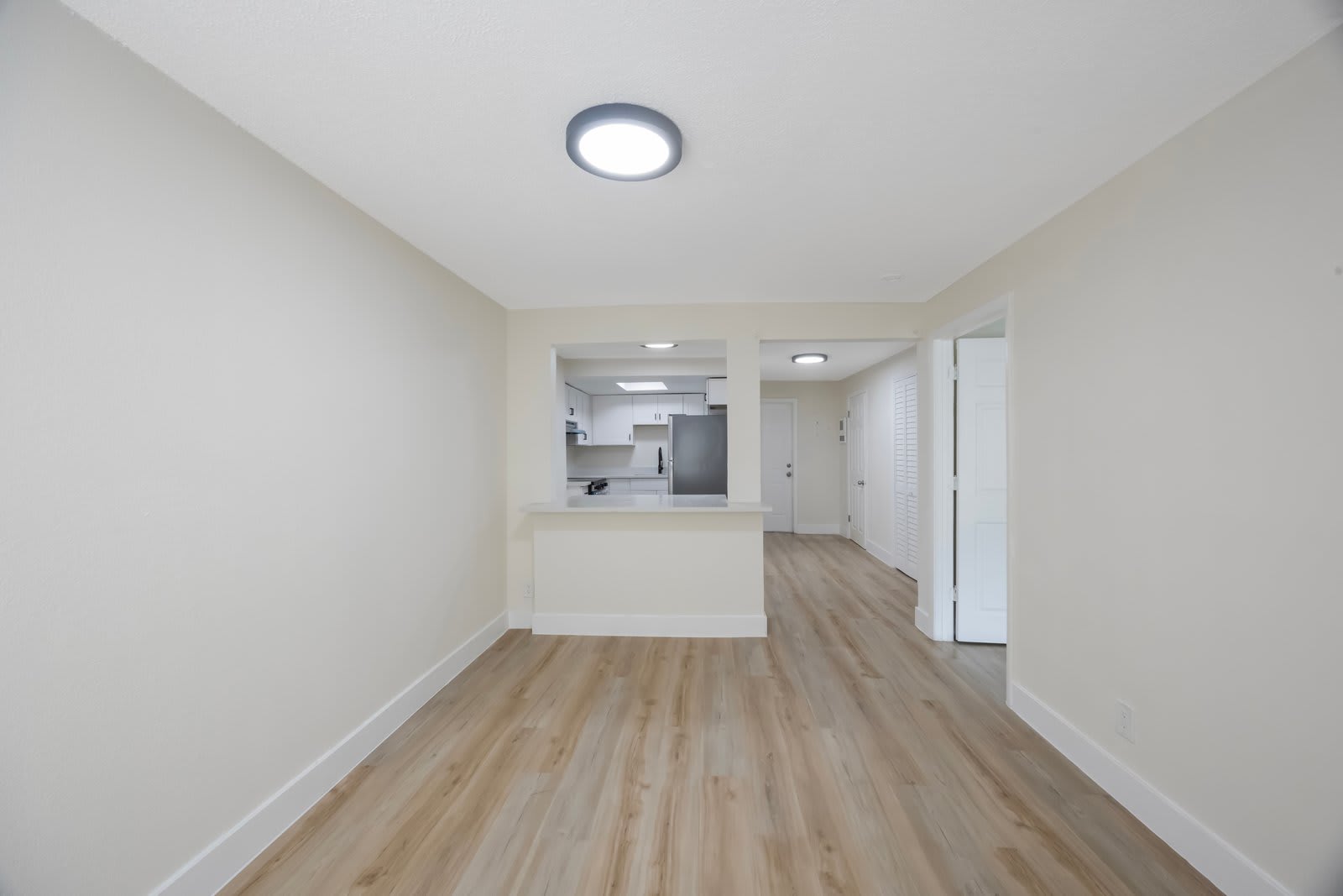 2753 53rd Avenue North – photo 5