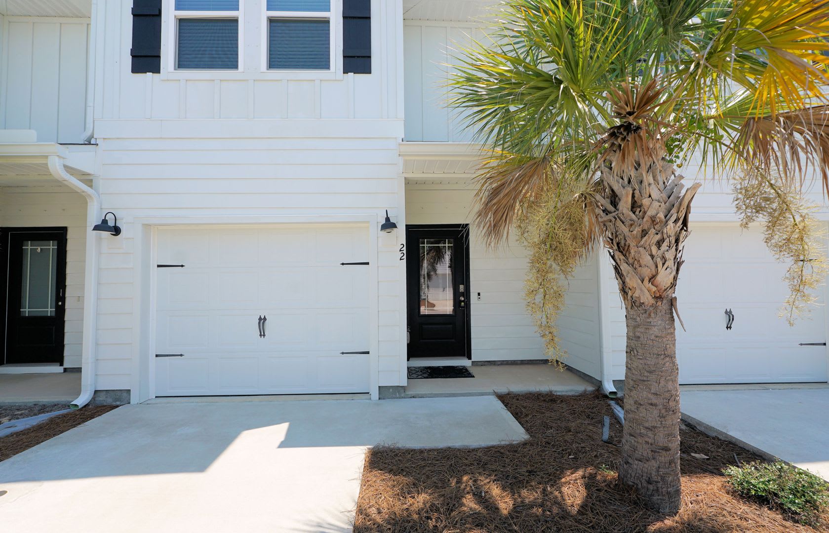 * MOVE IN SPECIAL *Newer Townhome in Destin – photo 3