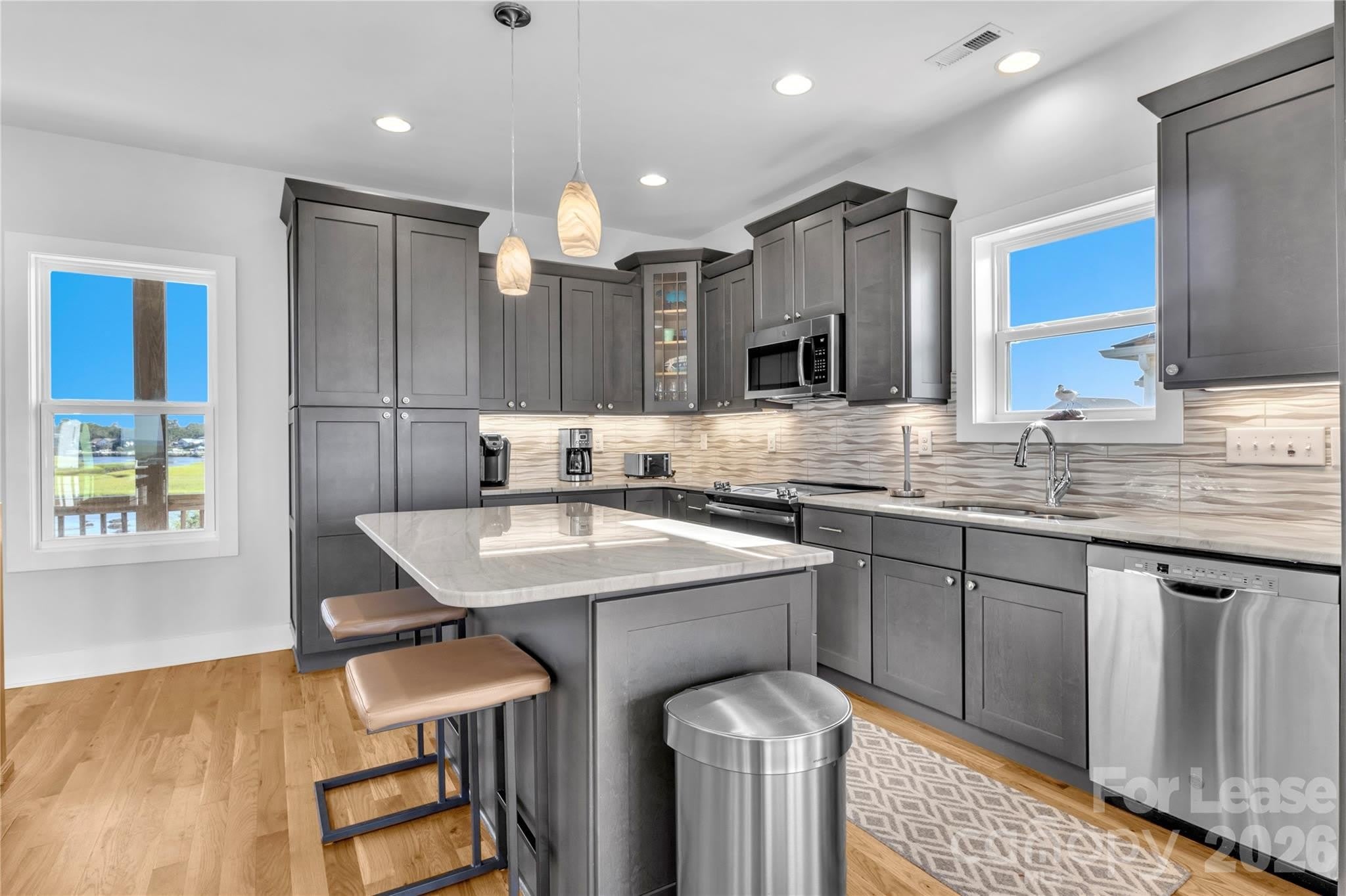 1708 W Dolphin Drive – photo 4