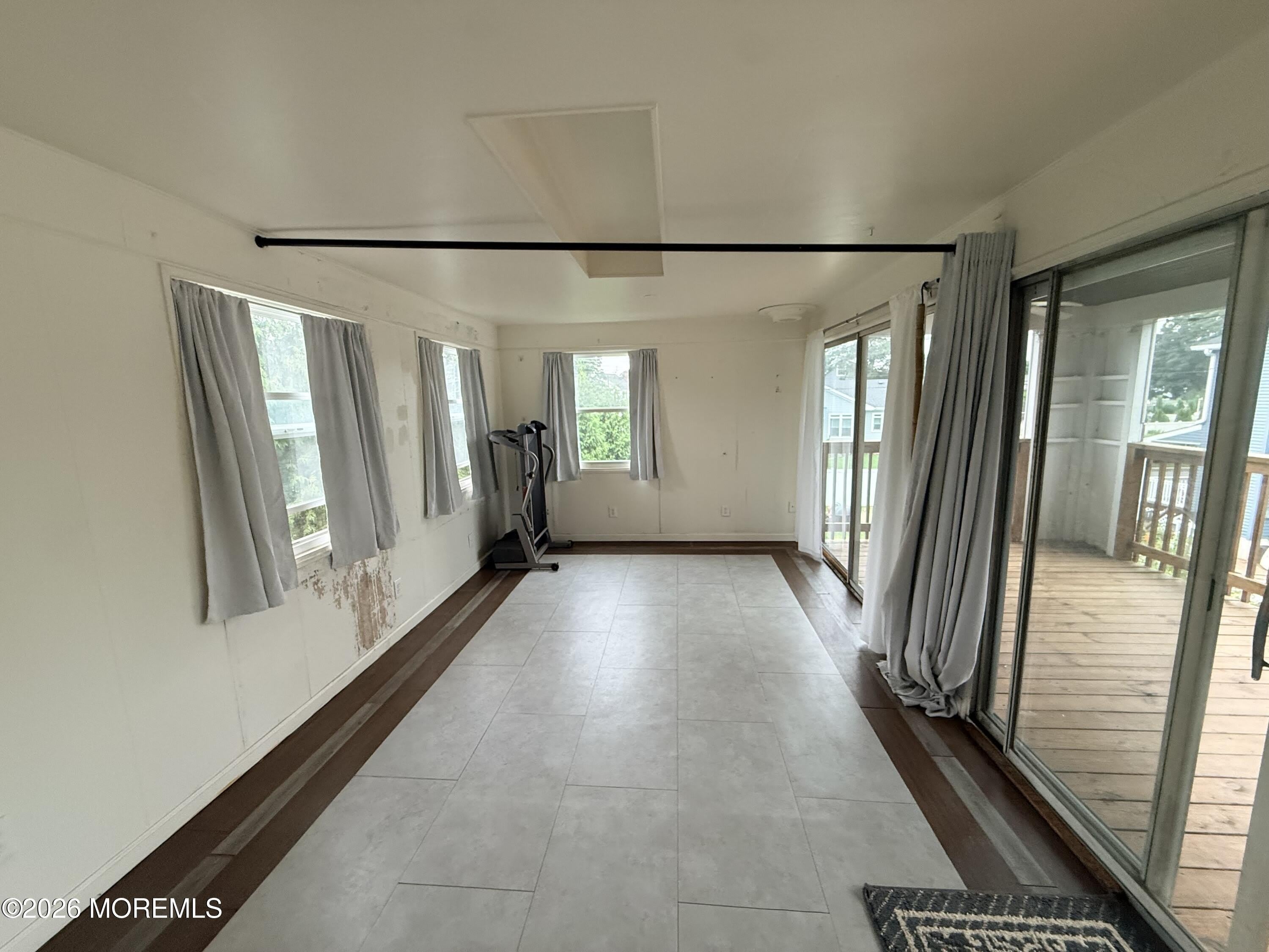 1011 Arnold Avenue – photo 2