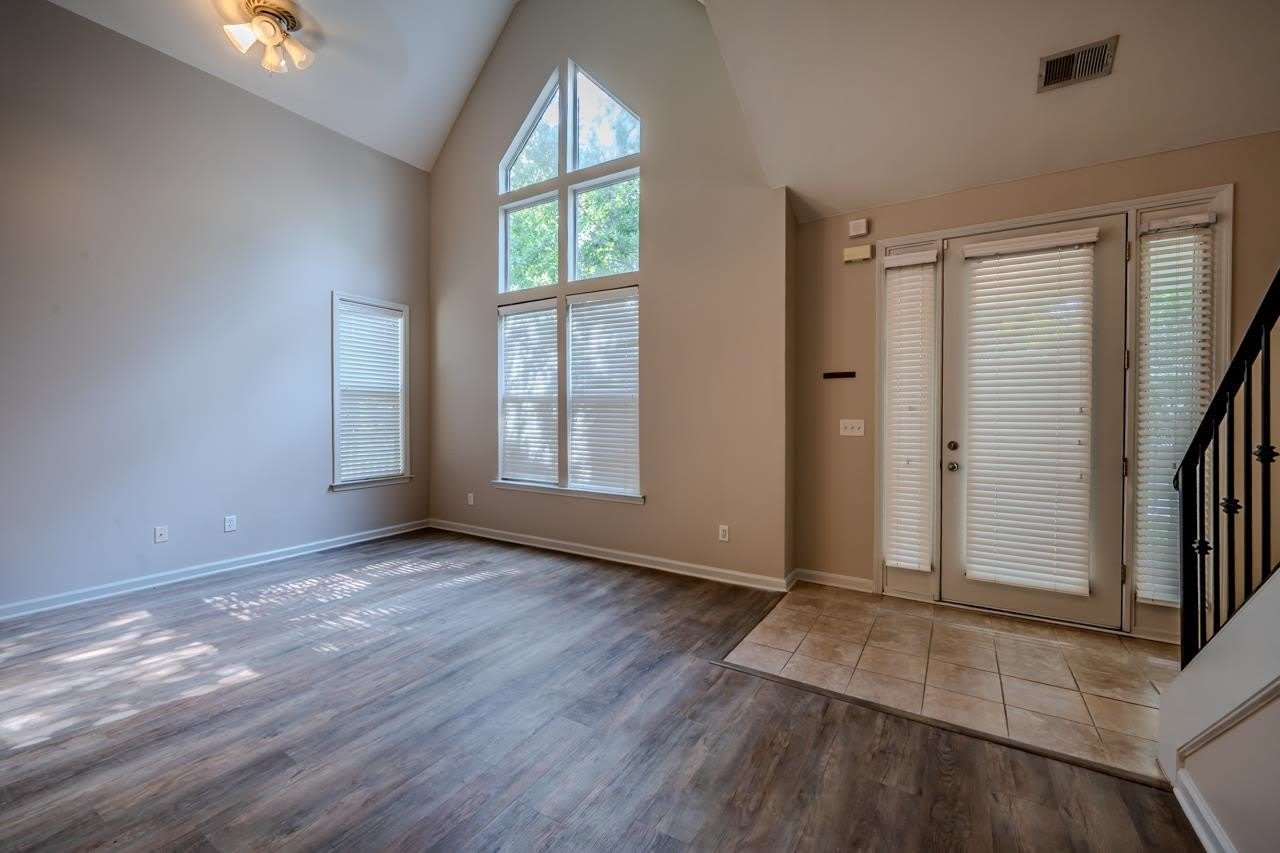 1283 ISLAND HARBOR Dr – photo 4