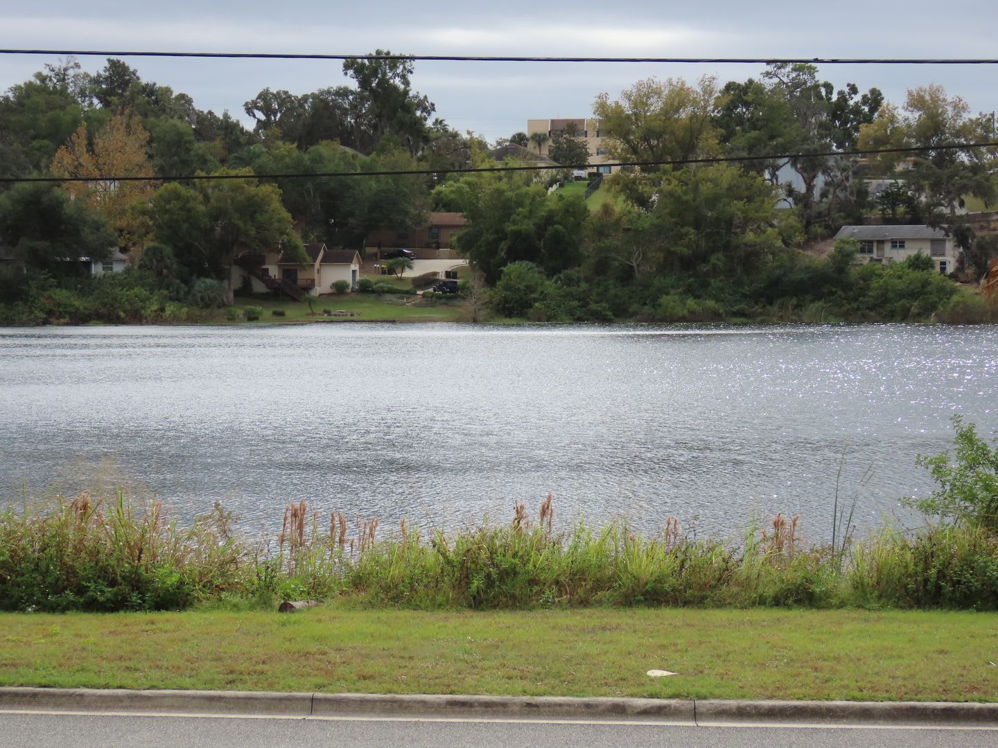 2br/2ba Duplex with Lakeview – photo 2