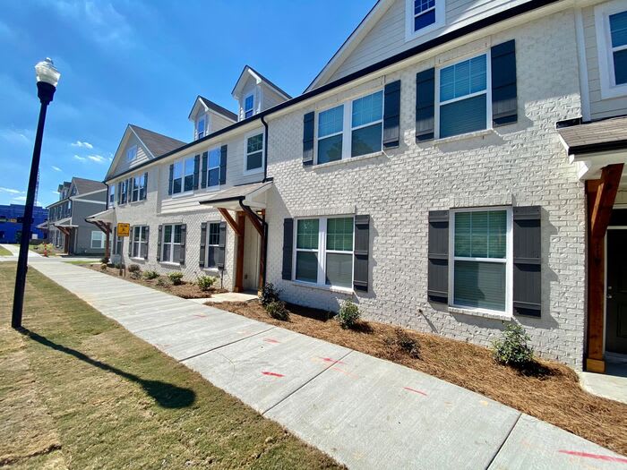 115 Cranford Drive – photo 2
