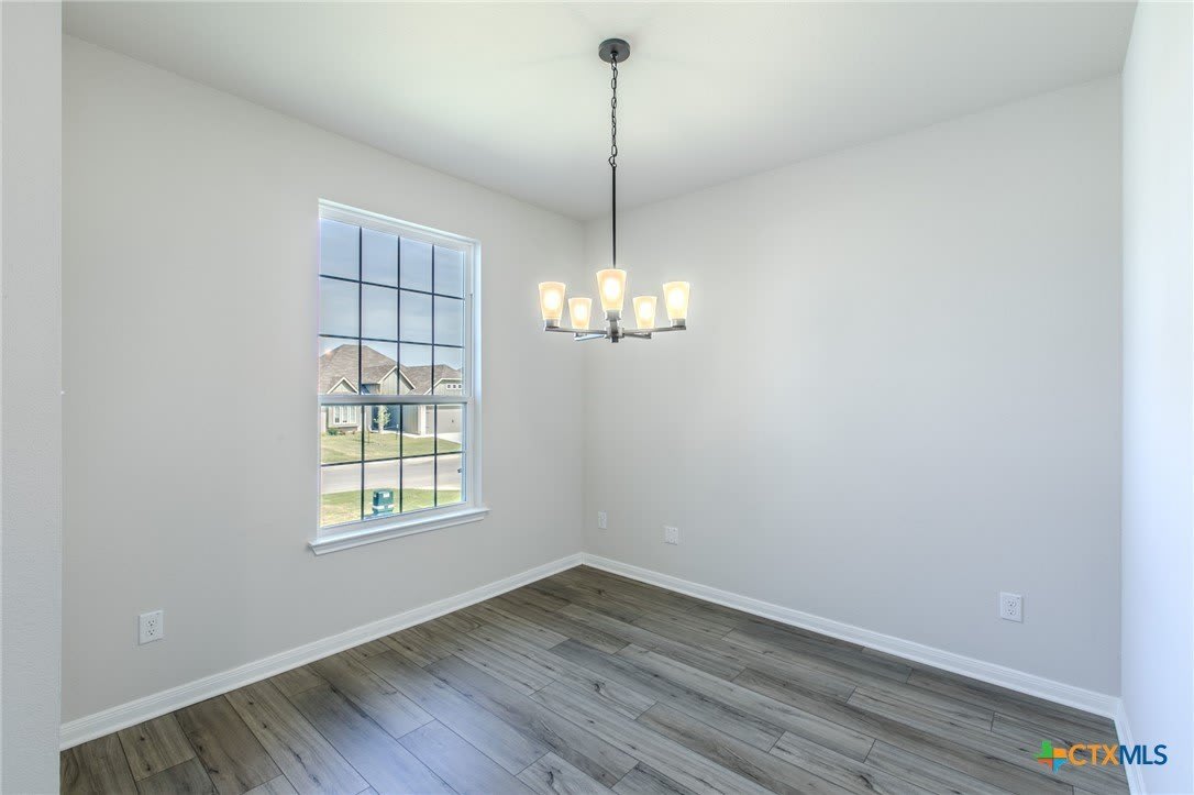 113 University Avenue – photo 3