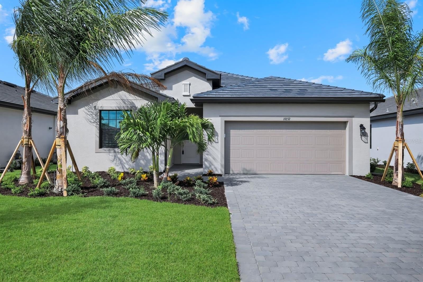 19232 Gentry Place – photo 2