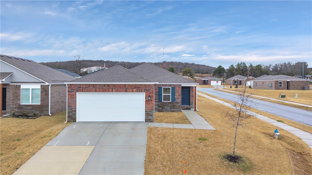 5528 Steamboat Avenue – photo 1
