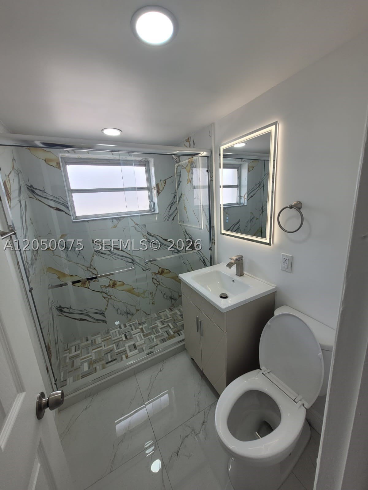 3831 SW 79th Ave – photo 5