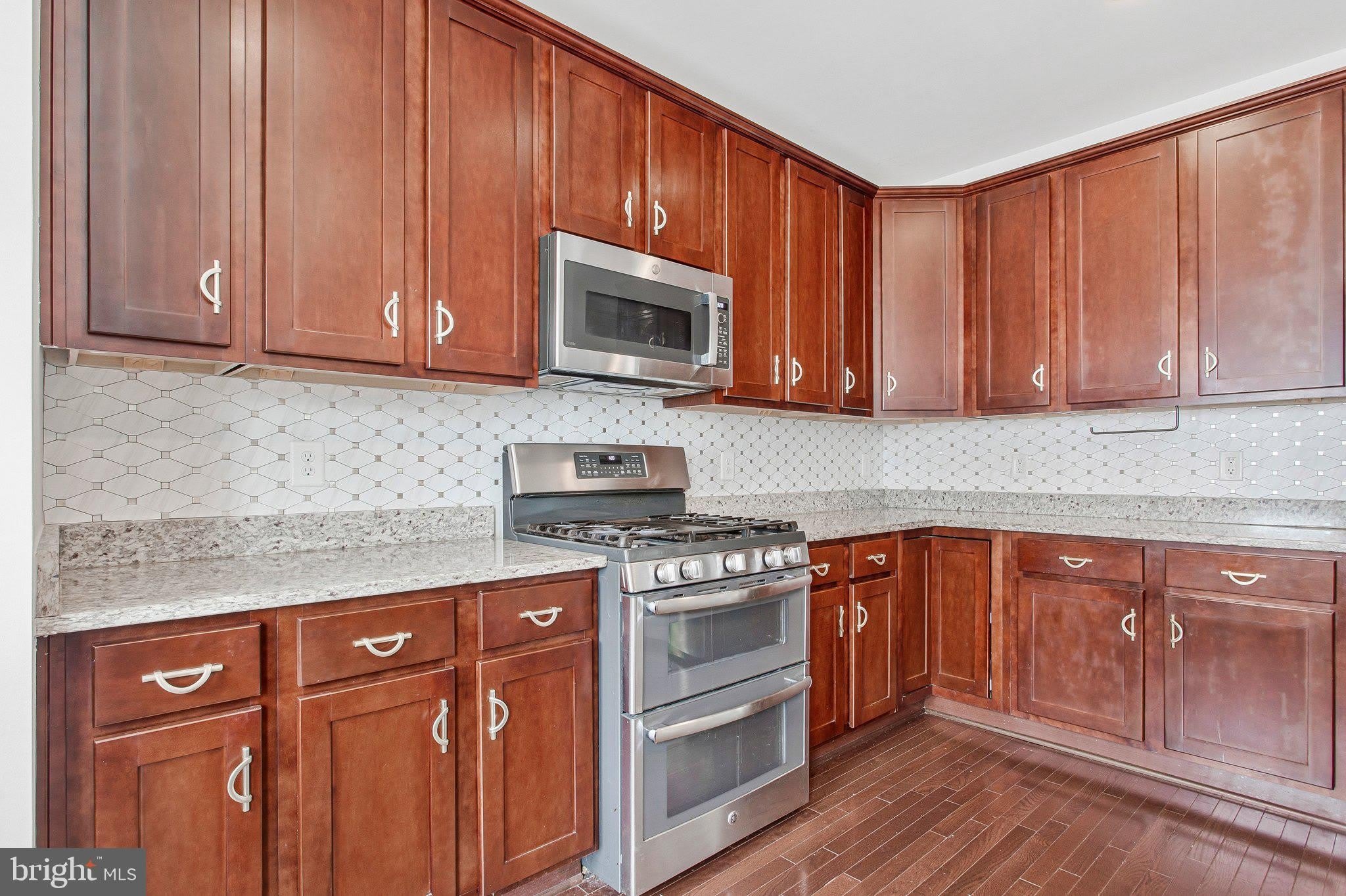 703 Skippers Lane – photo 3