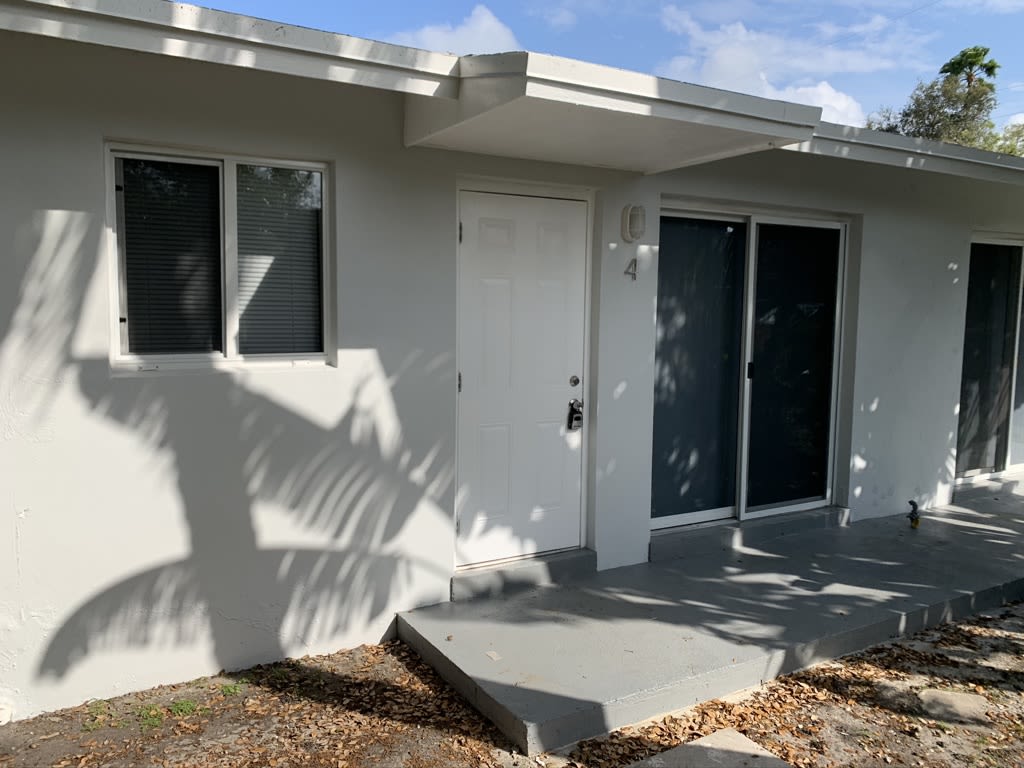 1521 Northeast 117th Street – photo 1