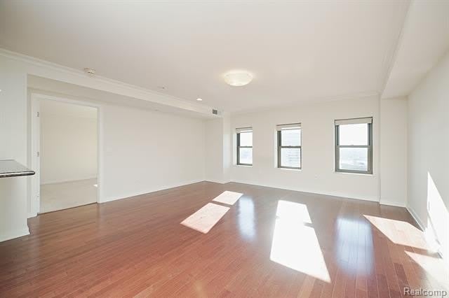 1135 SHELBY Street – photo 3