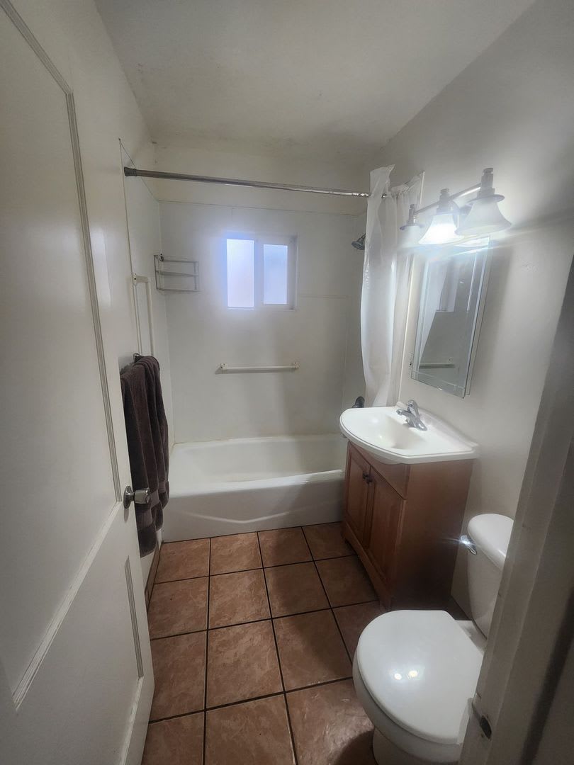 Charming 1 bedroom Duplex – photo 5
