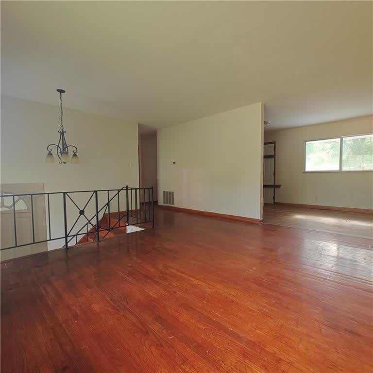 423 Alabama Avenue – photo 4