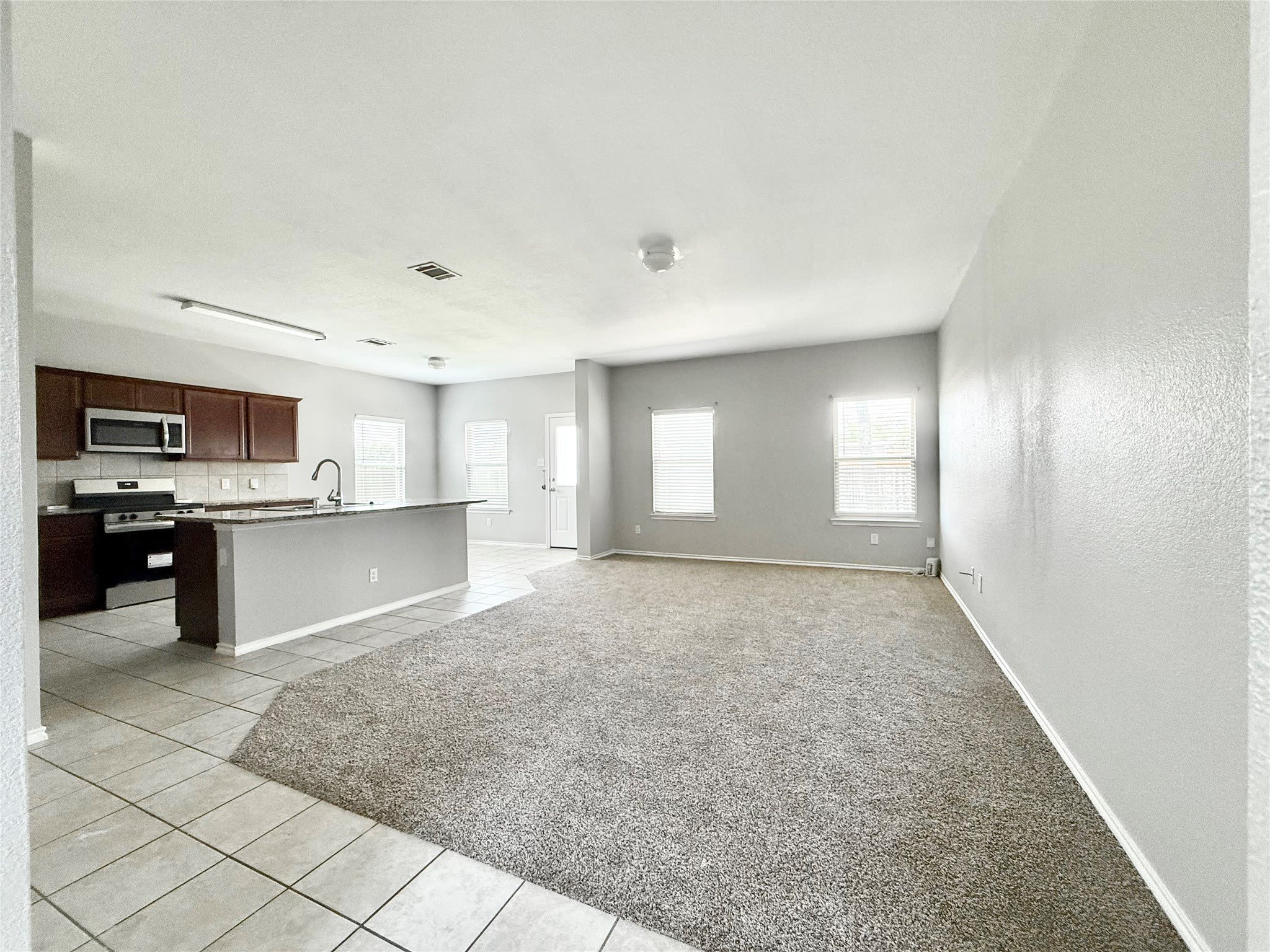 251 Cyrus Street – photo 5