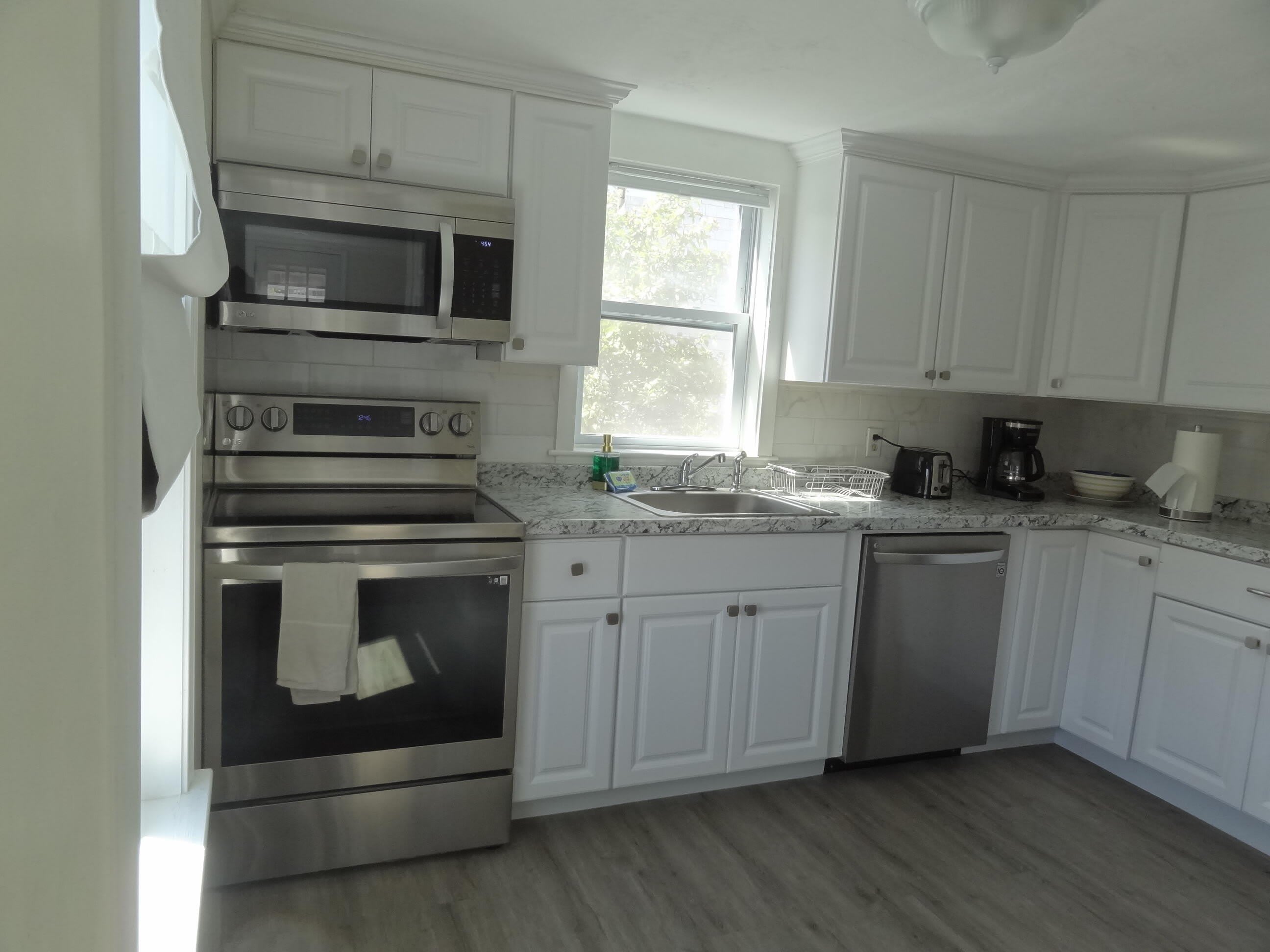155 Bayview Street – photo 5