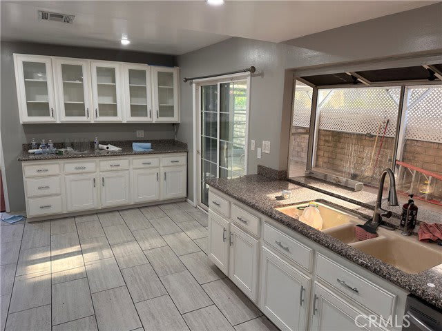 19259 Kenya Street – photo 2