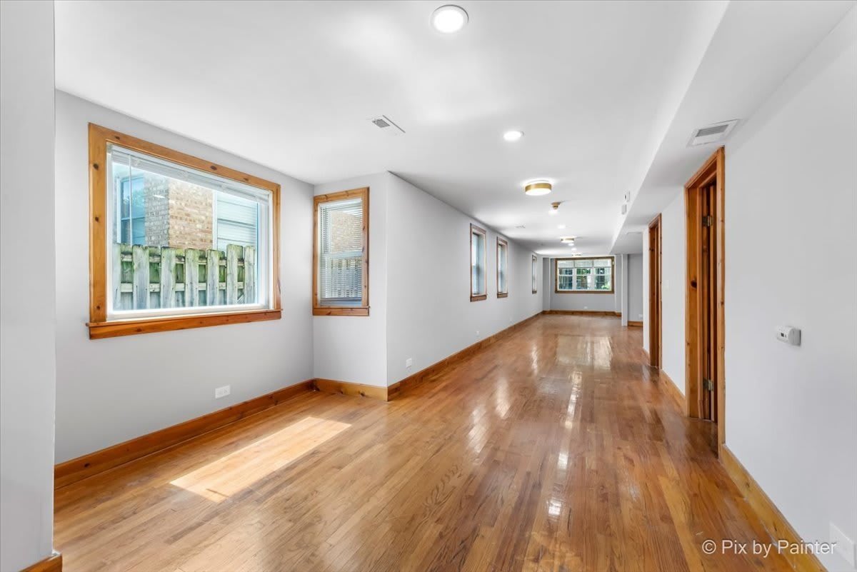 2515 N Talman Avenue – photo 5