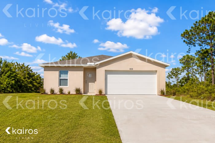 855 Cervantes Street East – photo 1