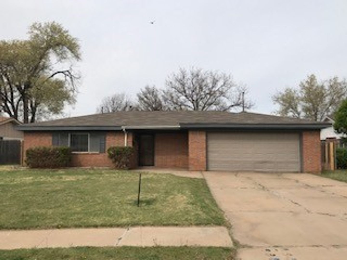 House for rent – photo 1