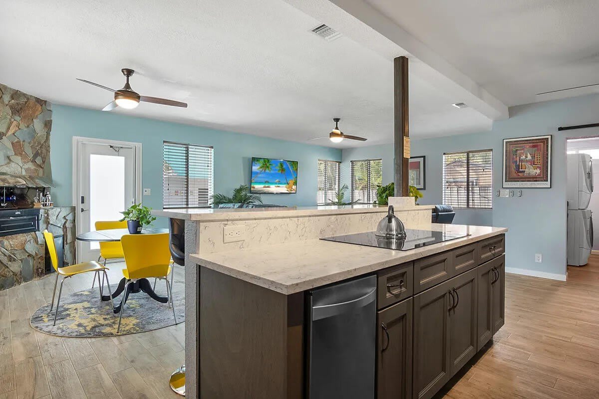 316 NW 29 Street – photo 3