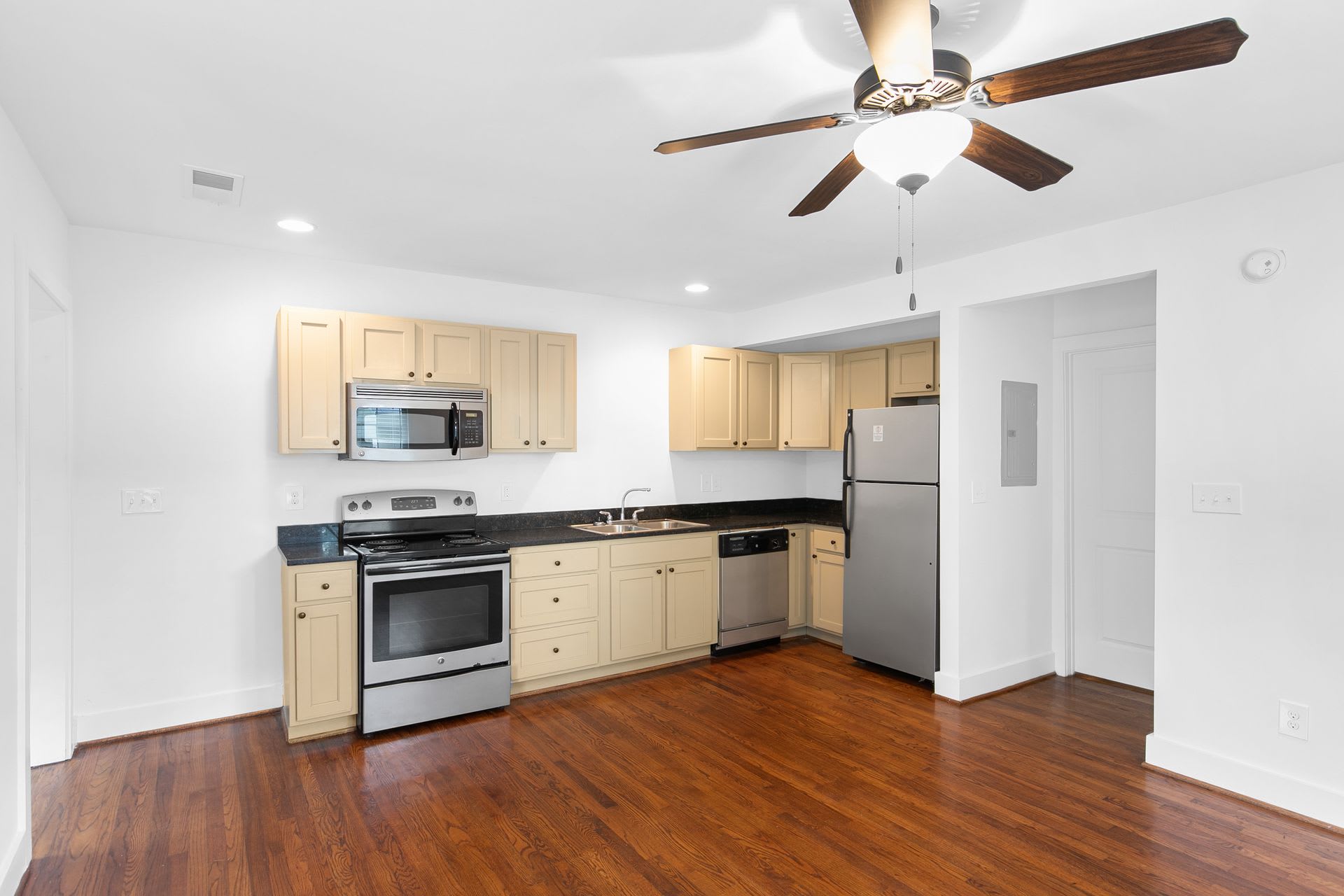 Lakeview Green – photo 4