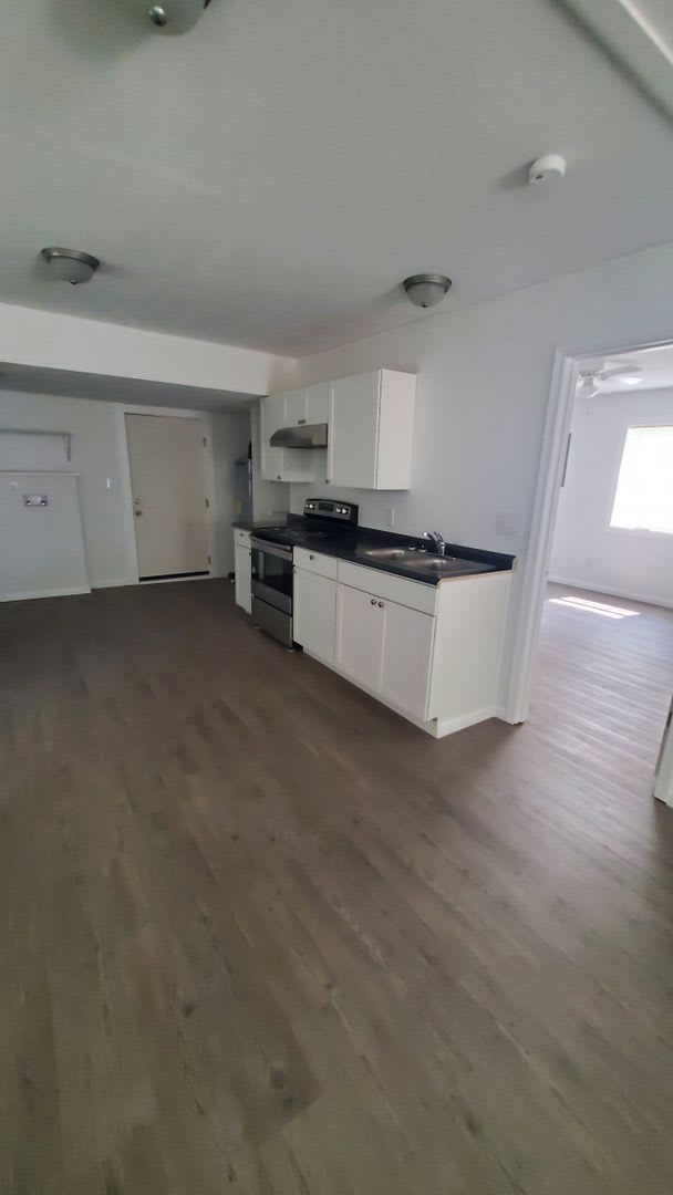 903 Locust ~ Campbelton – photo 2