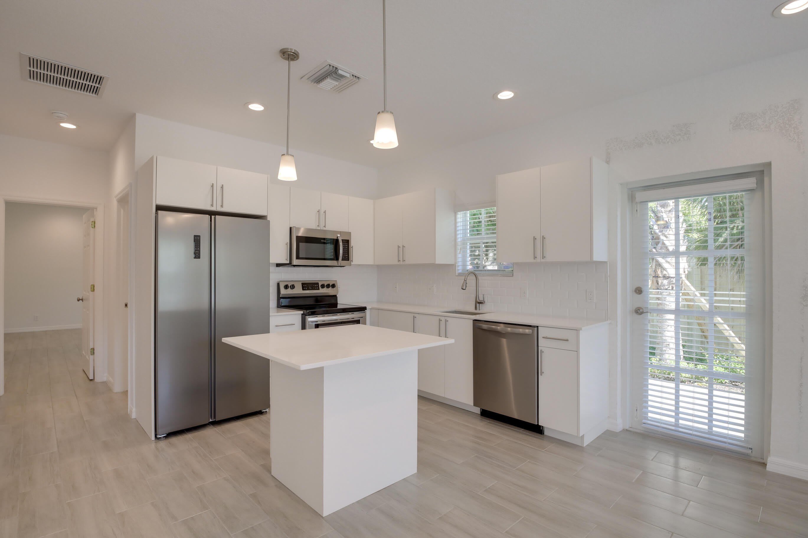 632 11th Street – photo 2
