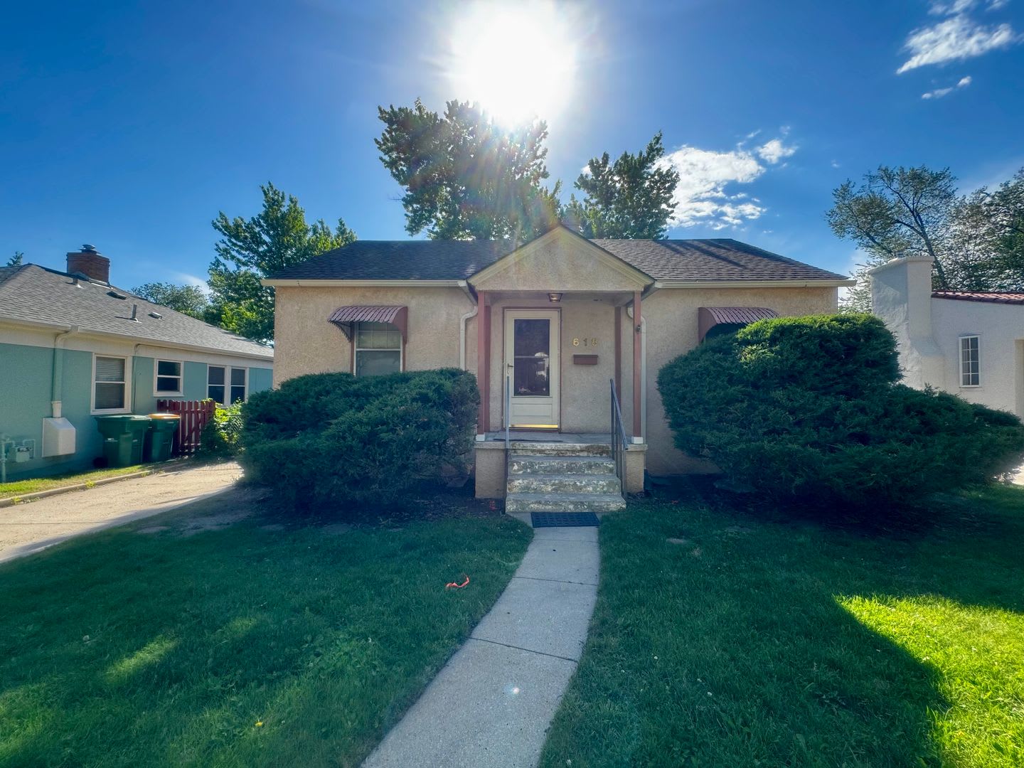 Charming Two Bedroom Home!! – photo 1