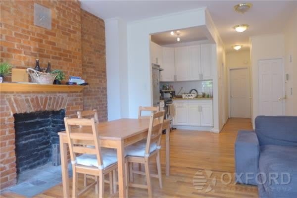 686 9Th Avenue – photo 3